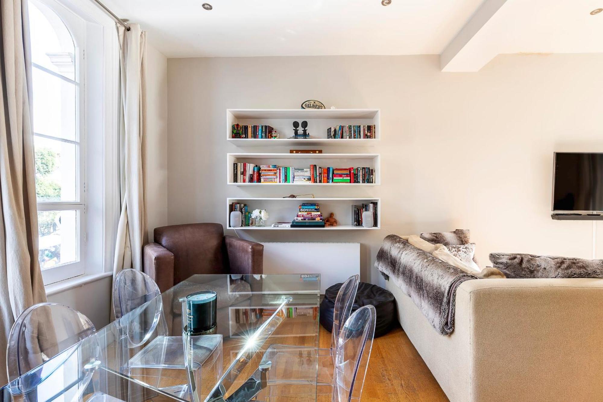 Charming Two Bed Maisonette In Notting Hill Appartamento