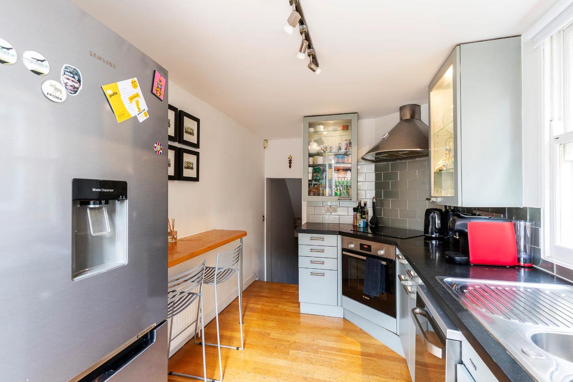 Charming Two Bed Maisonette In Notting Hill *
